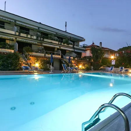 Monolocale Il Porto N. 4 公寓 阿祖罗港