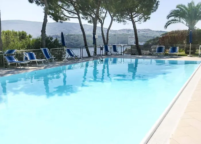 Monolocale Il Porto N. 4 פורטו אזורו